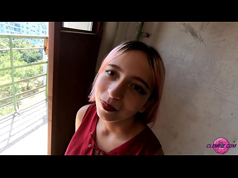 ❤️ 학생 관능적 인 짜증 아웃백에서 낯선 사람 얼굴에 정액 ❤️  섹스 ko.filmepornonline.ru에서 ❤